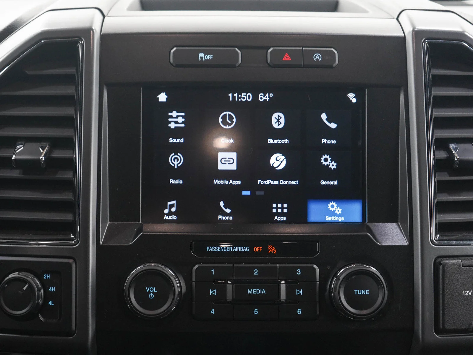 Used 2019  Ford xlt image 18
