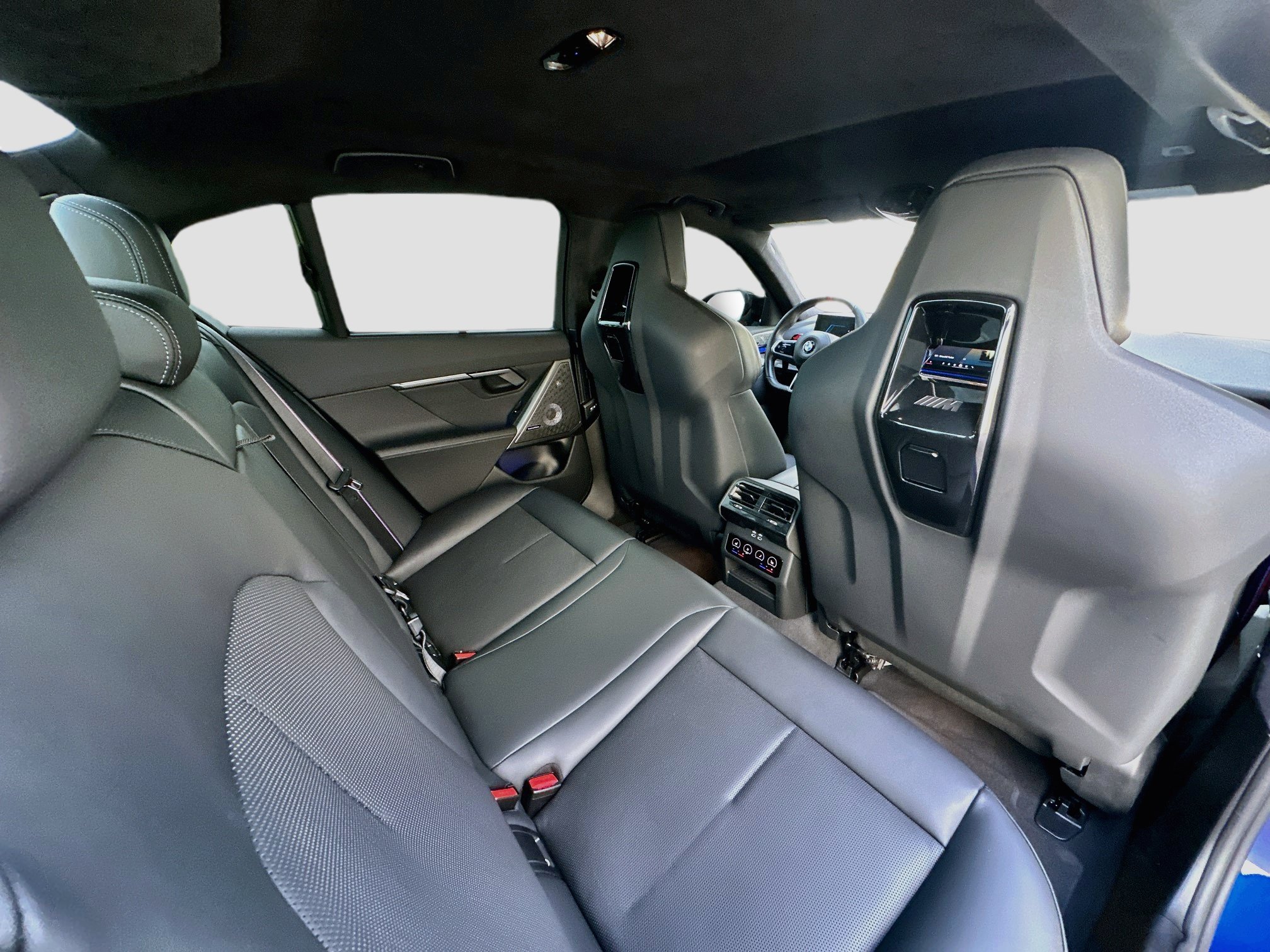Used 2025 Marina Bay Blue Metallic BMW Base image 31