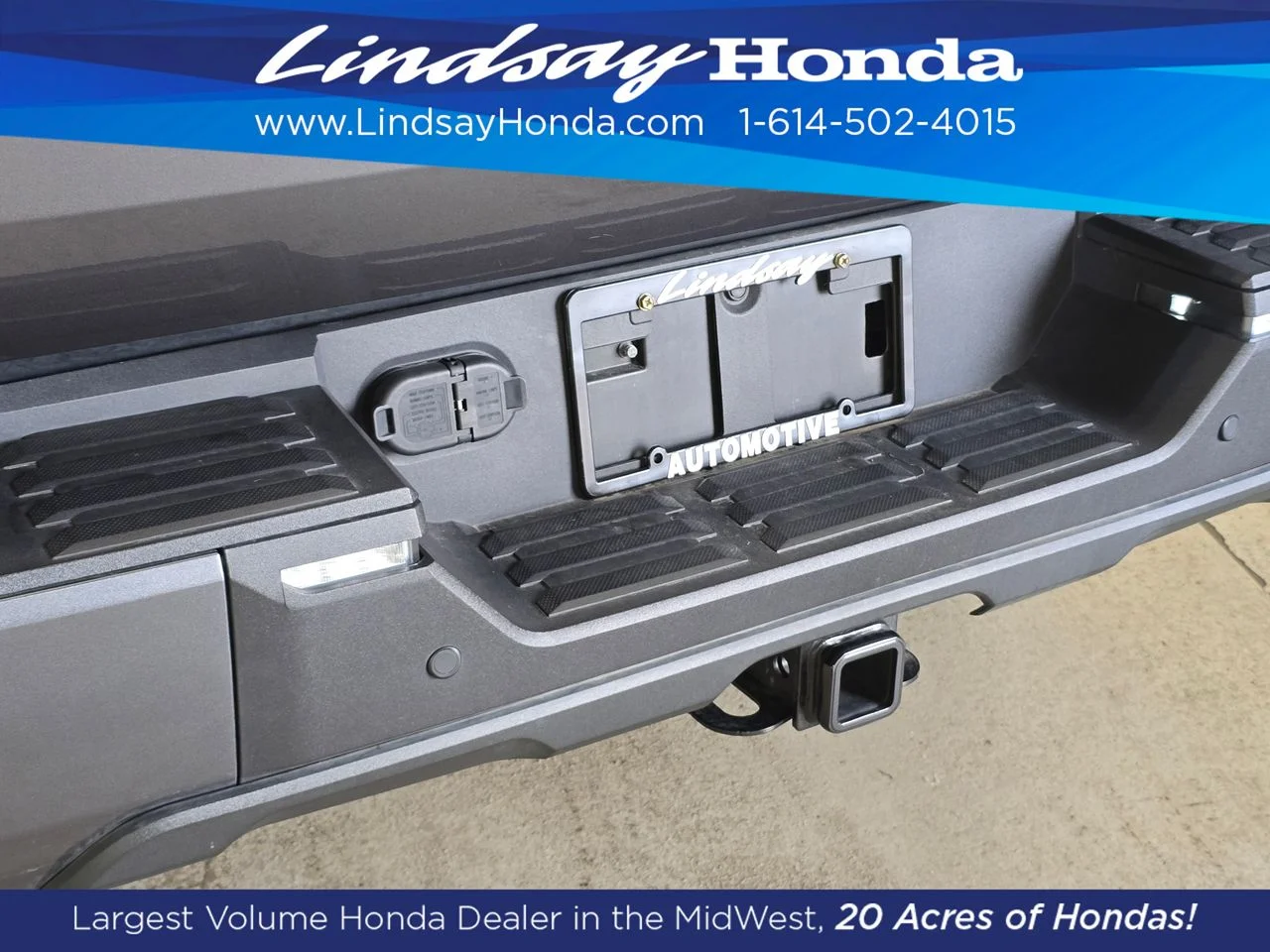 Used 2025 Magnetic Gray Metallic Toyota Platinum image 7