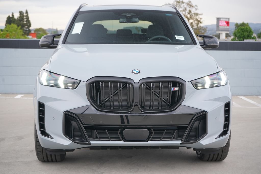 New 2026 Brooklyn Grey Metallic BMW M60i image 2