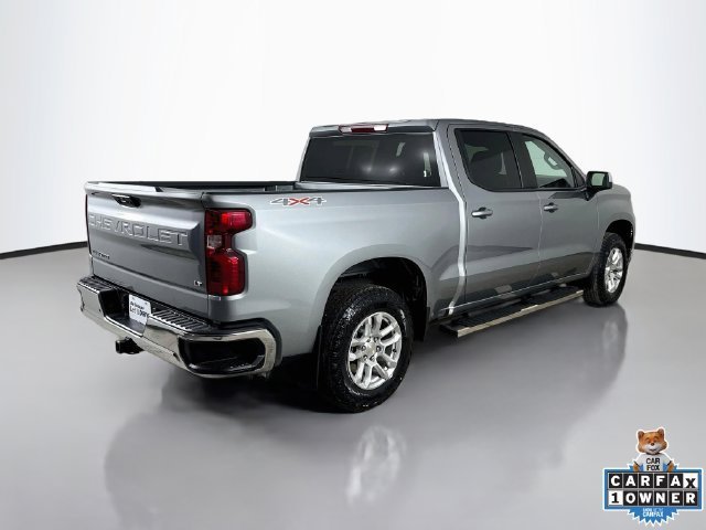 Used 2024 Sterling Gray Metallic Chevrolet LT (2FL) image 13