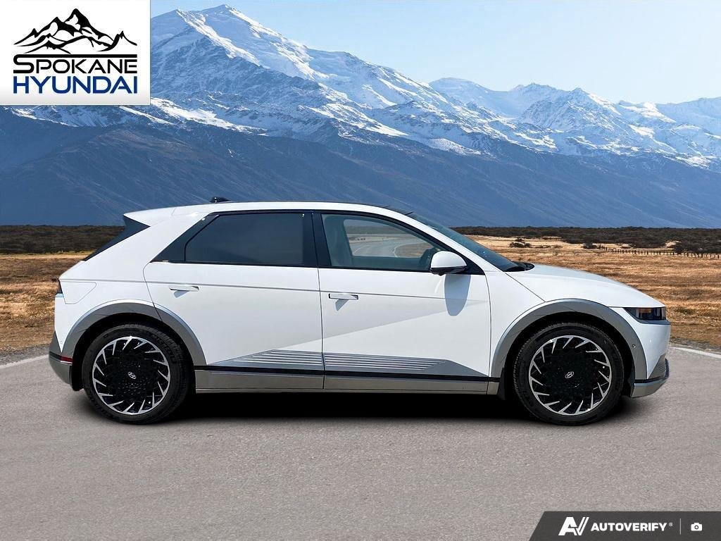 Certified Used 2024 Atlas White Hyundai Limited image 6