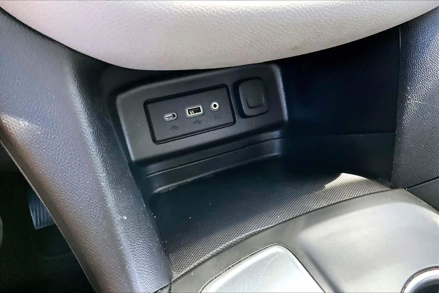 Used 2019 Storm Blue Metallic Chevrolet LS image 31