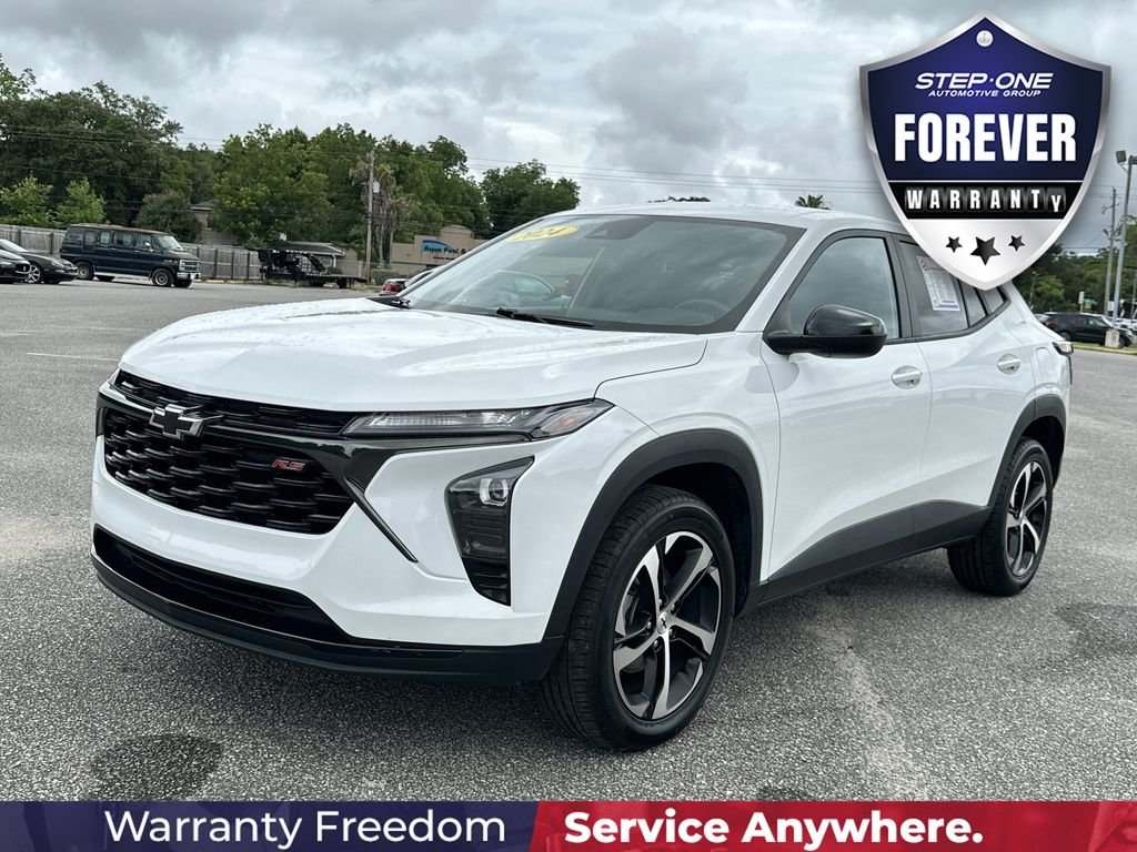 Used 2024 White Chevrolet 1RS image 2