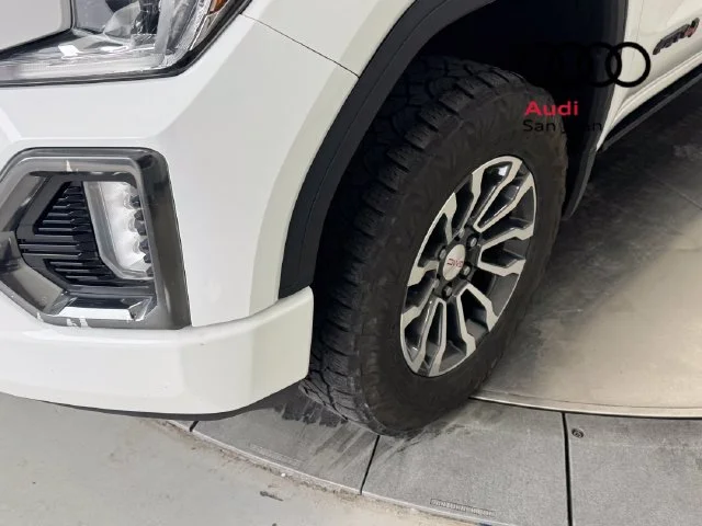 Used 2021 White GMC AT4 image 5