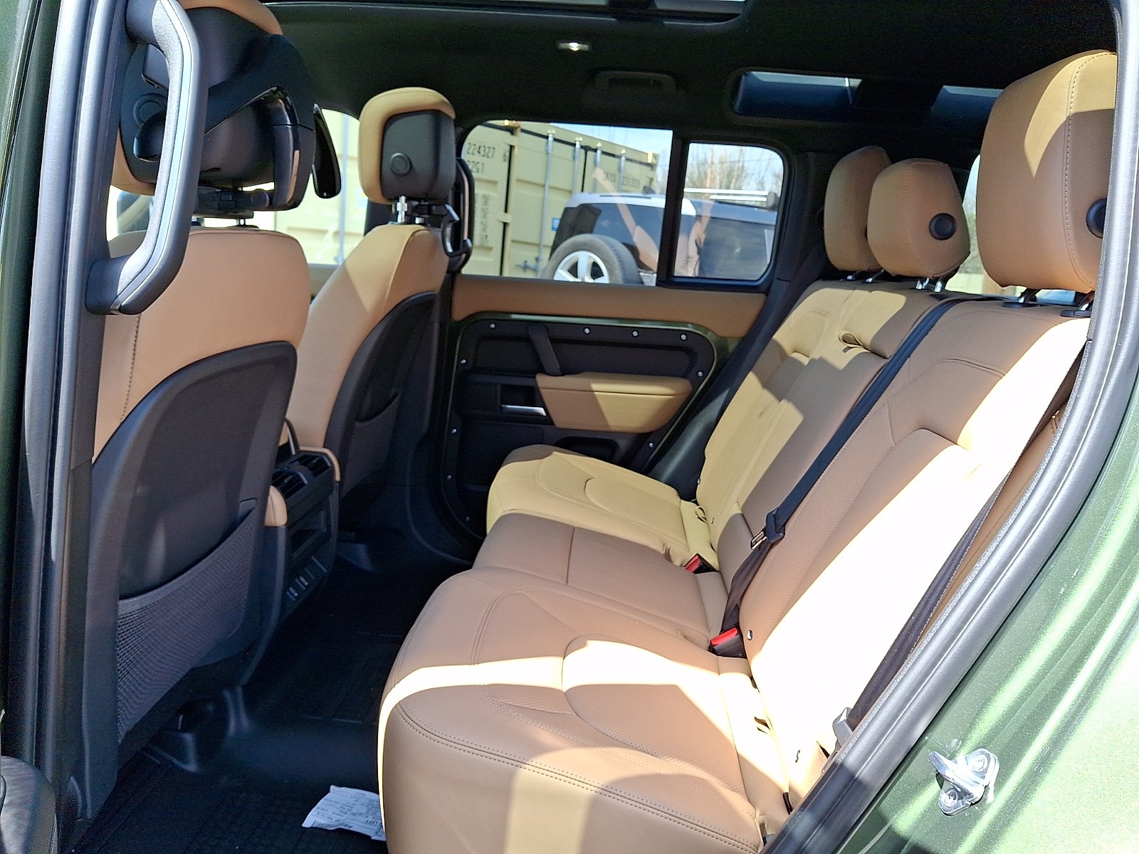 New 2026 Woolstone Green Land Rover P500 X-Dynamic SE image 5