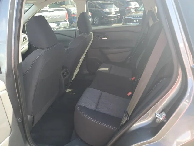 Used 2024 Gray Nissan SV image 12