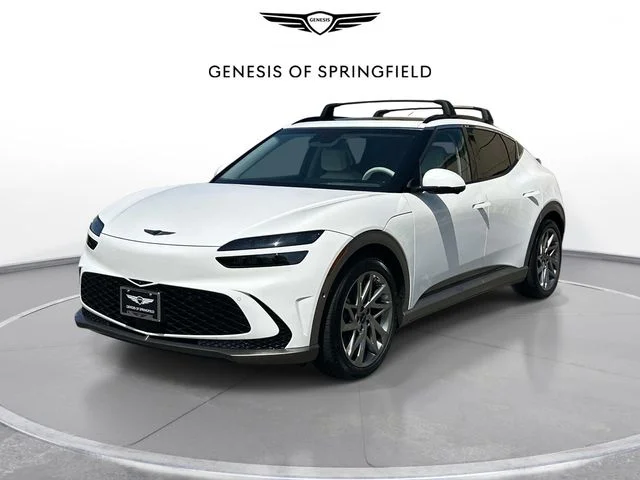 Used 2023 White Genesis Advanced image 1