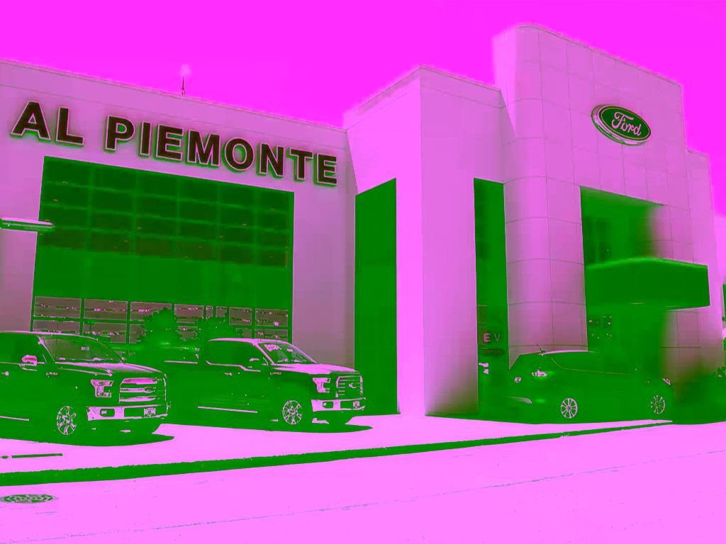 Used 2023 White Ram High Roof image 27