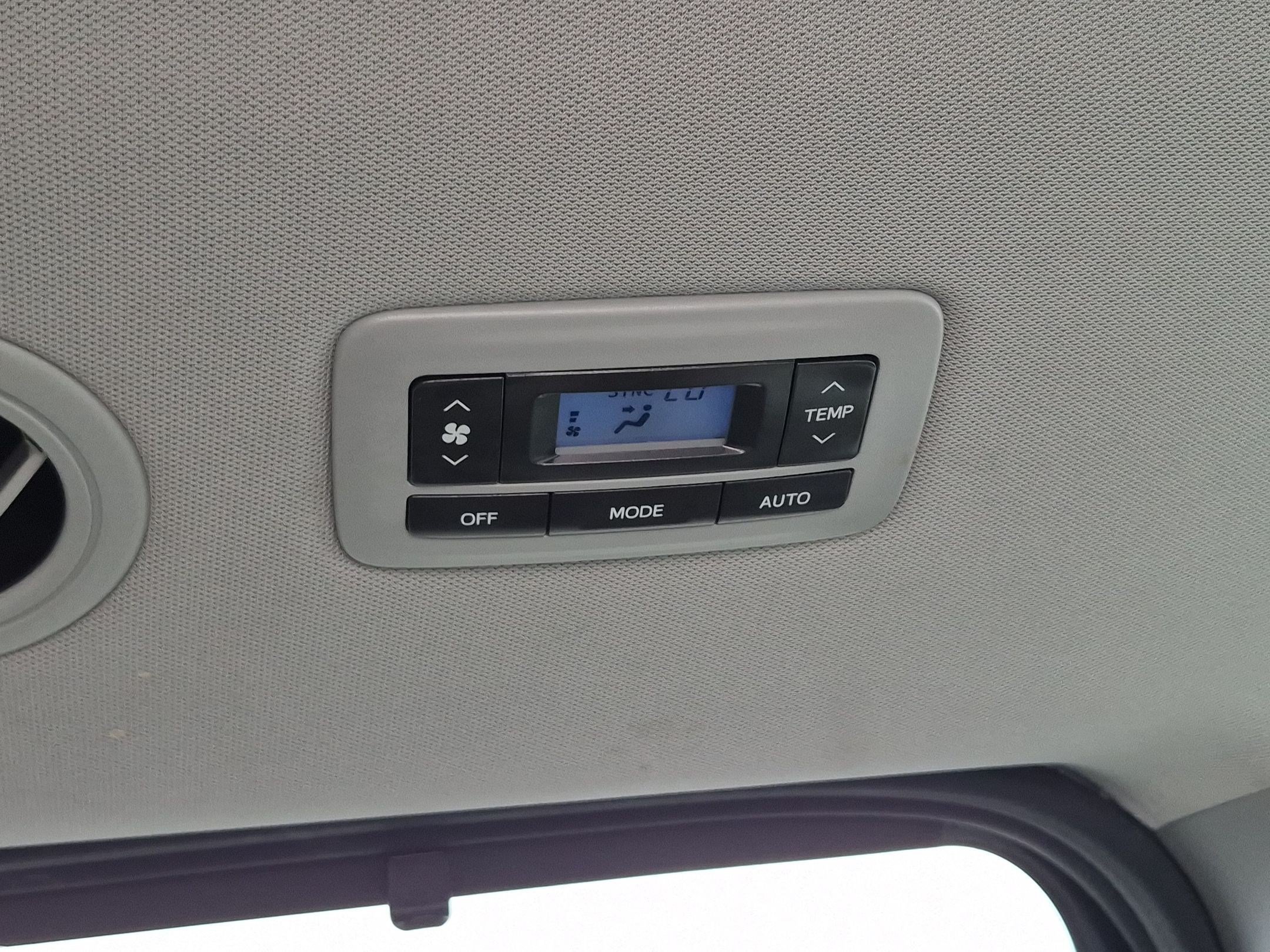 Used 2017 Blizzard Pearl Toyota Limited image 28
