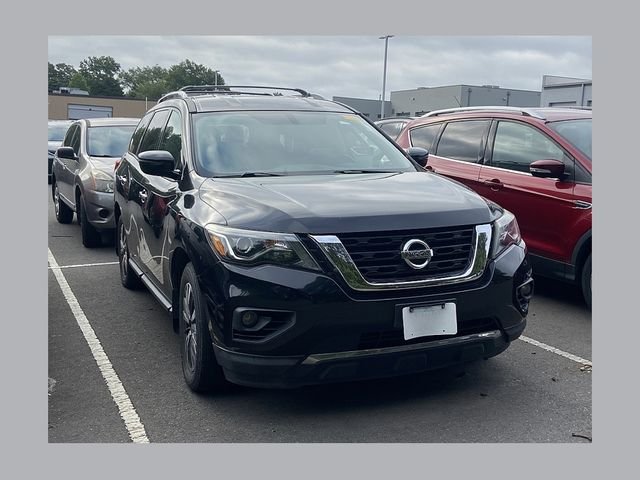 2017 Nissan Pathfinder SV