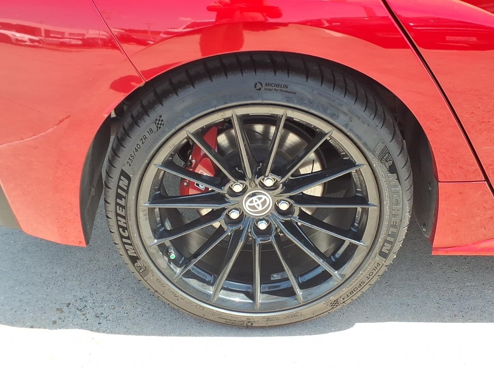 2025 Toyota GR Corolla Core - Photo 11
