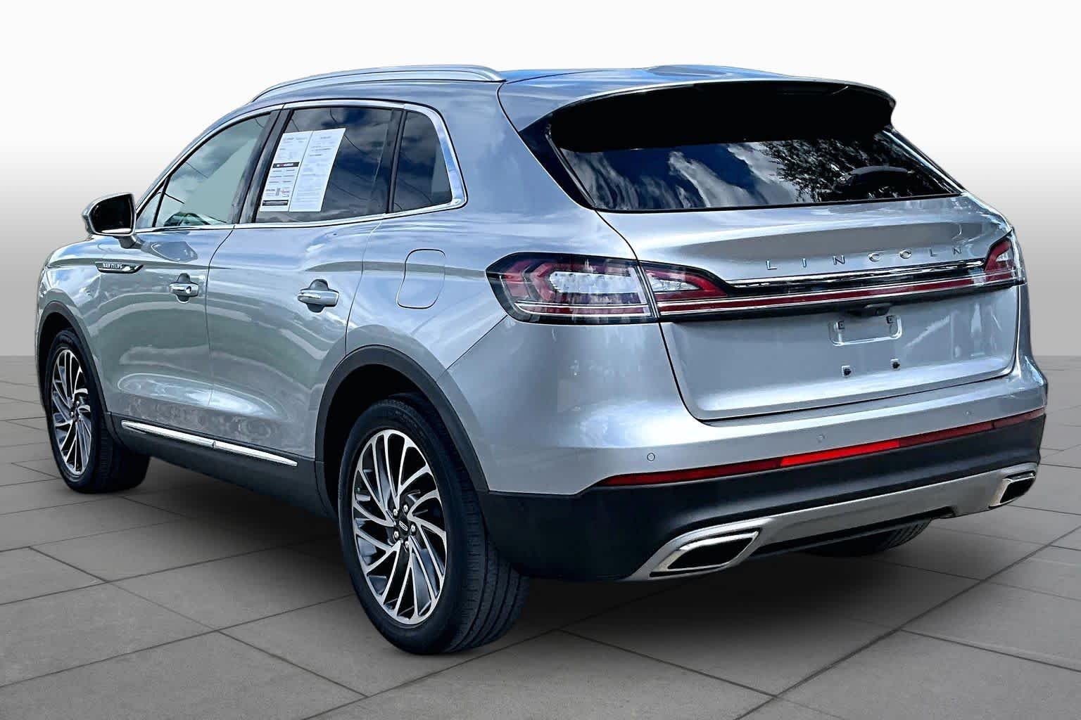 Used 2020 Silver Radiance Lincoln Reserve image 11