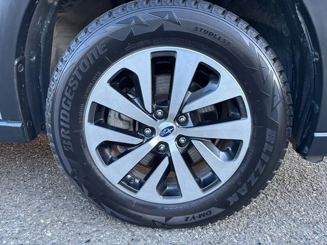 Certified Used 2025 Ice Silver Metallic Subaru Premium image 24
