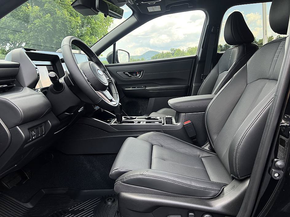 New 2026 CRYSTAL BLACK SILICA Subaru Touring XT image 11