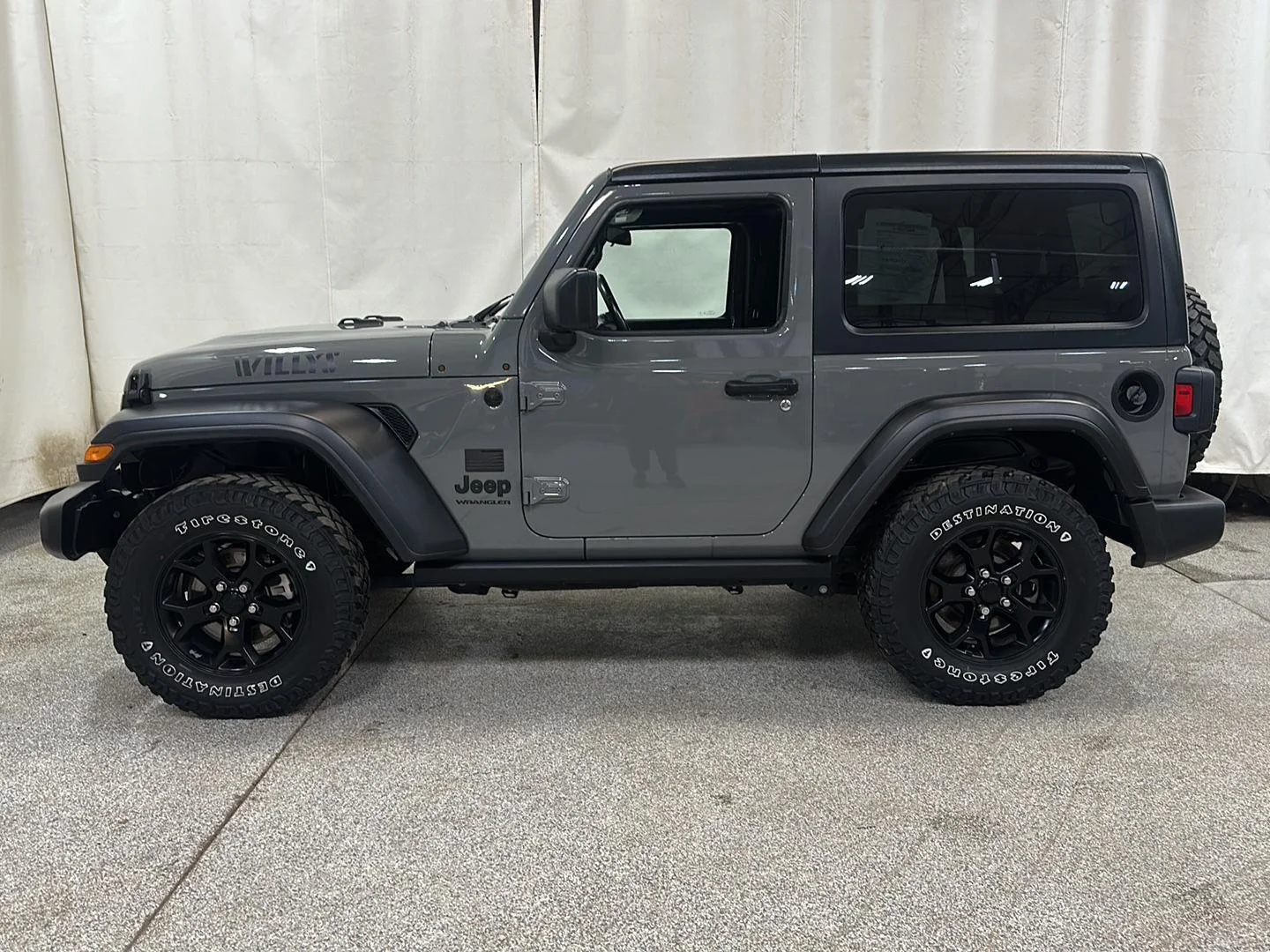 Used 2022 Jeep Wrangler Willys with VIN 1C4GJXAG6NW186096 for sale in Waconia, Minnesota