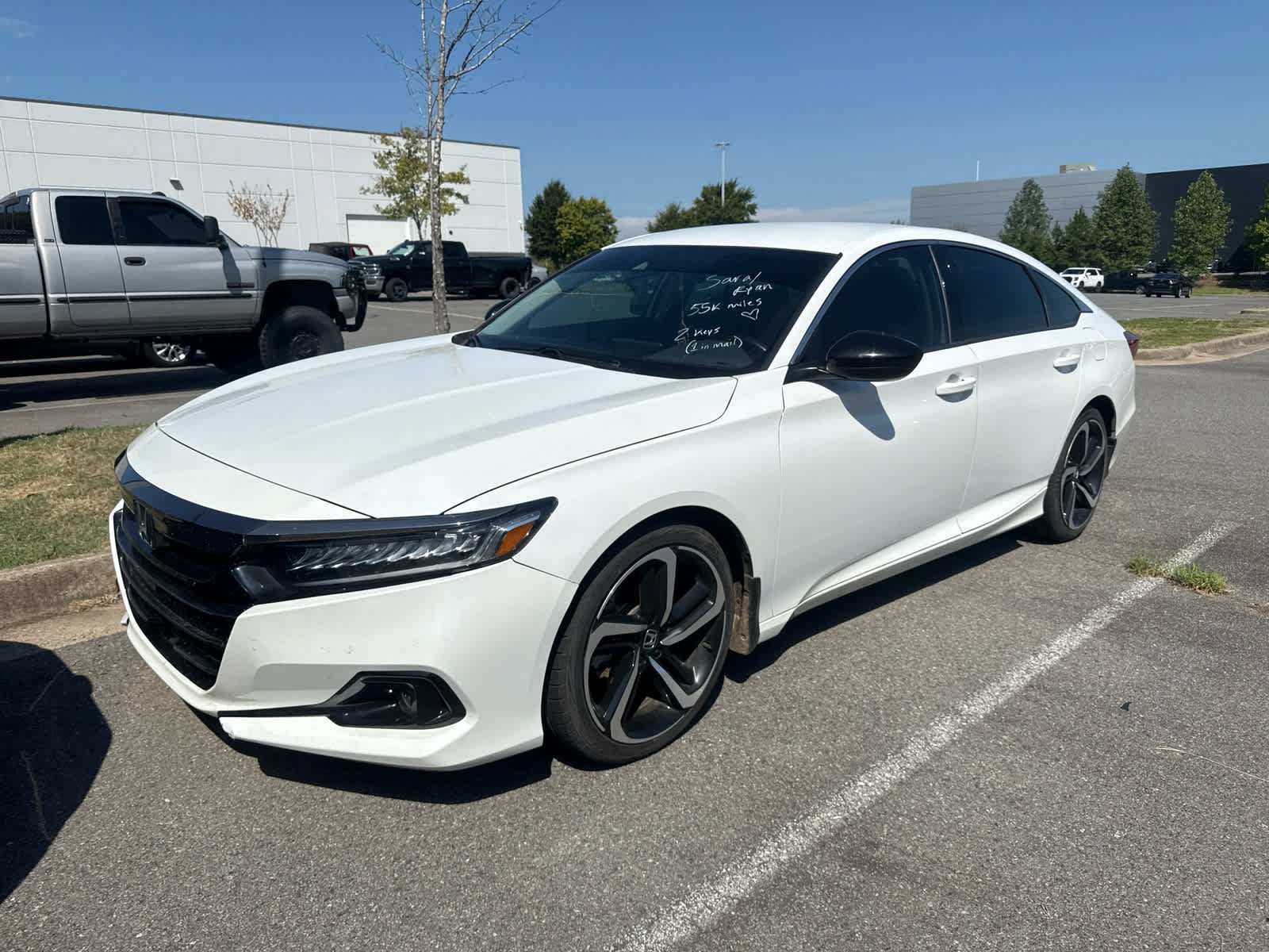 Used 2022 Platinum White Pearl Honda Sport SE image 1