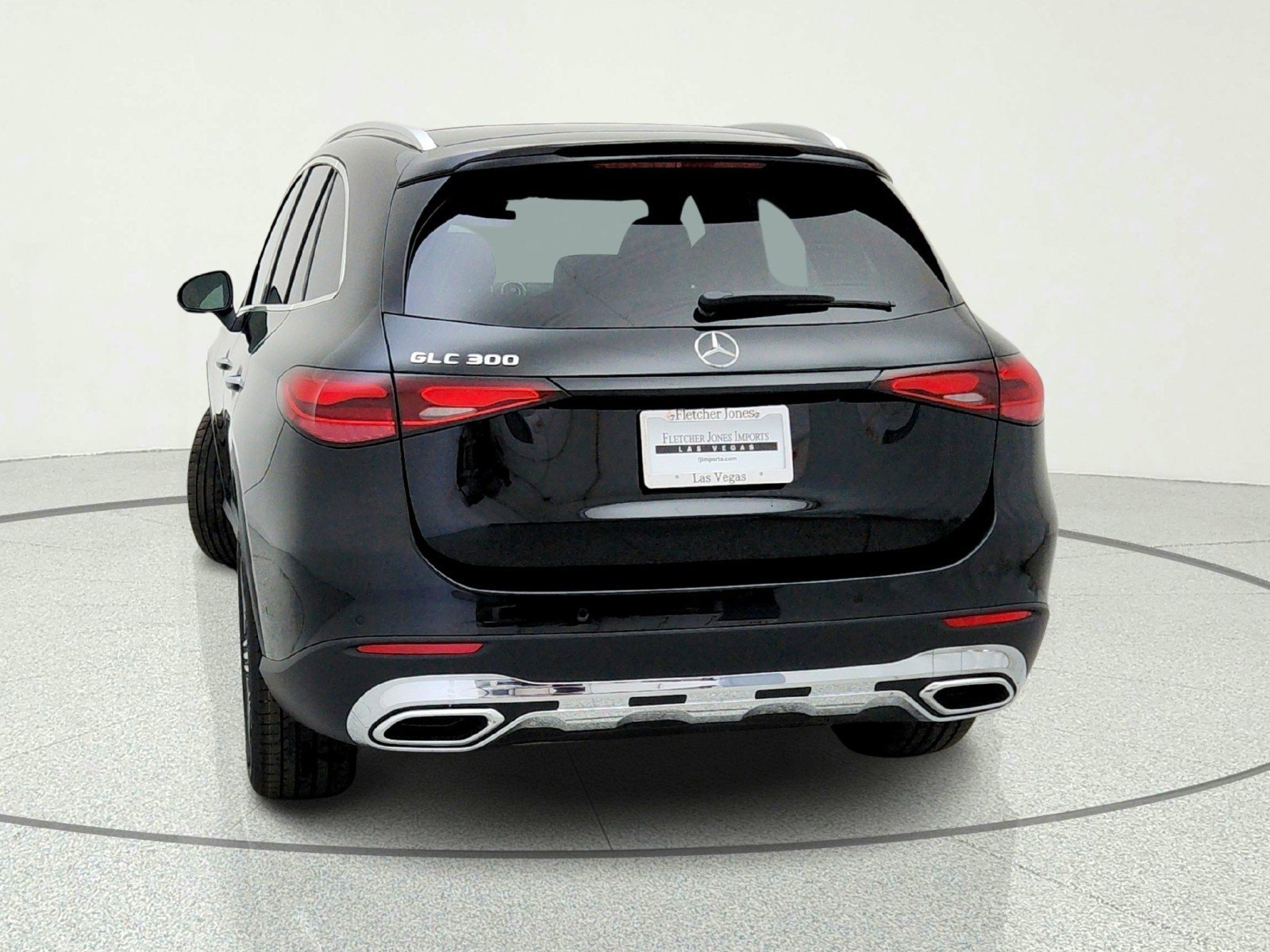 New 2026 Black Mercedes-Benz GLC 300 SUV image 32