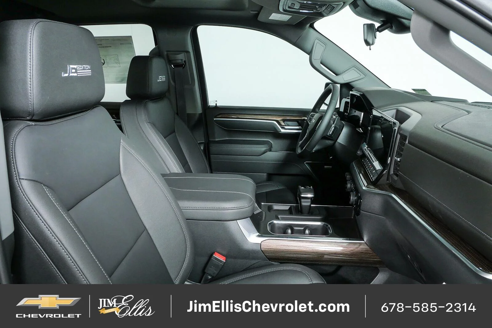 New 2026 Sterling Gray Metallic Chevrolet RST image 25
