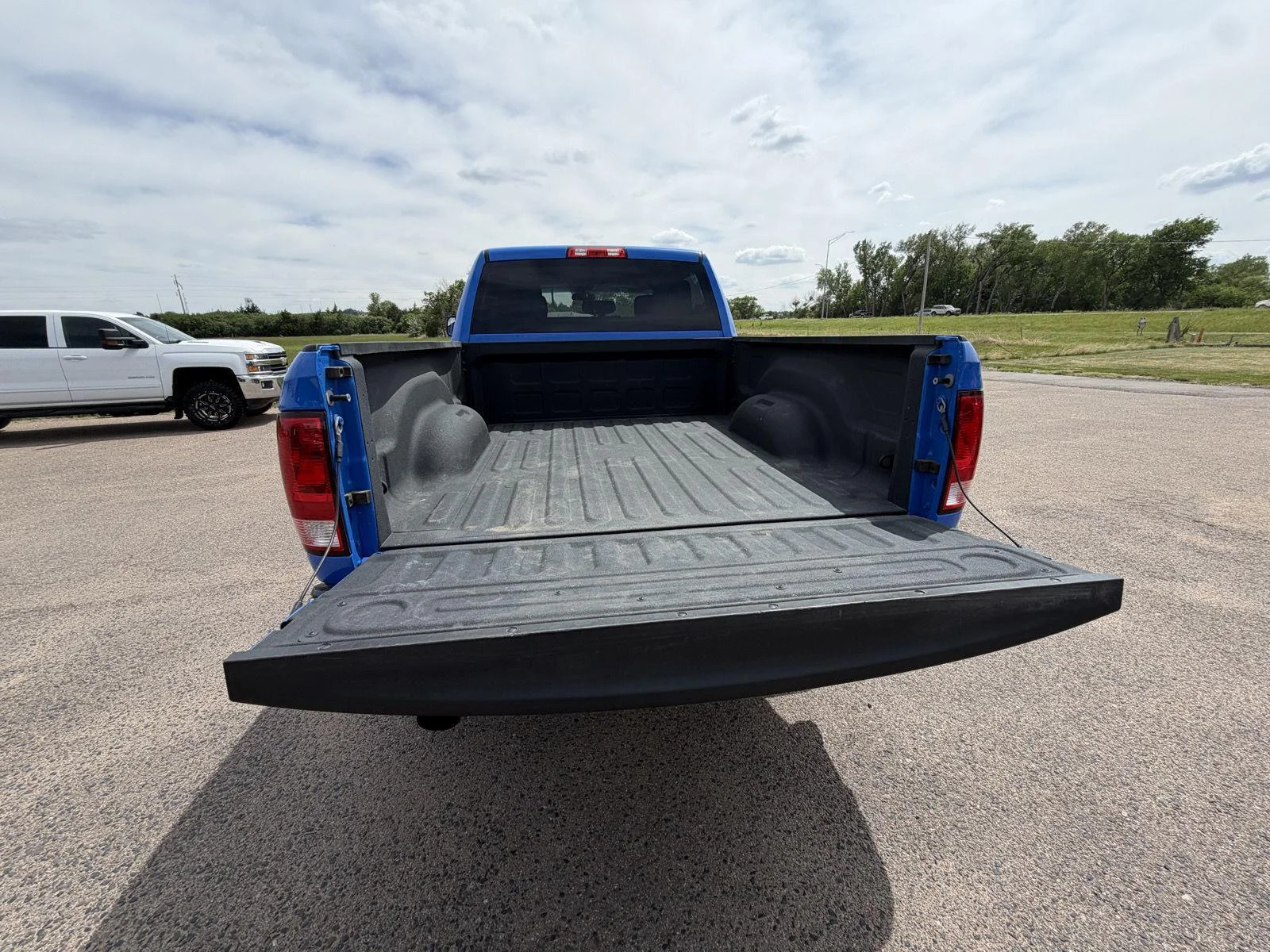Used 2018  Ram Tradesman image 14