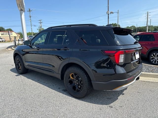 New 2026 Agate Black Metallic Ford Tremor image 8