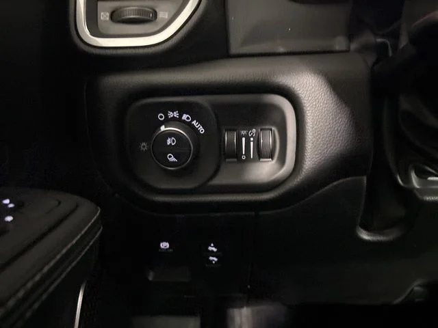New 2026 Forged Blue Metallic Exterior Paint RAM LARAMIE image 32