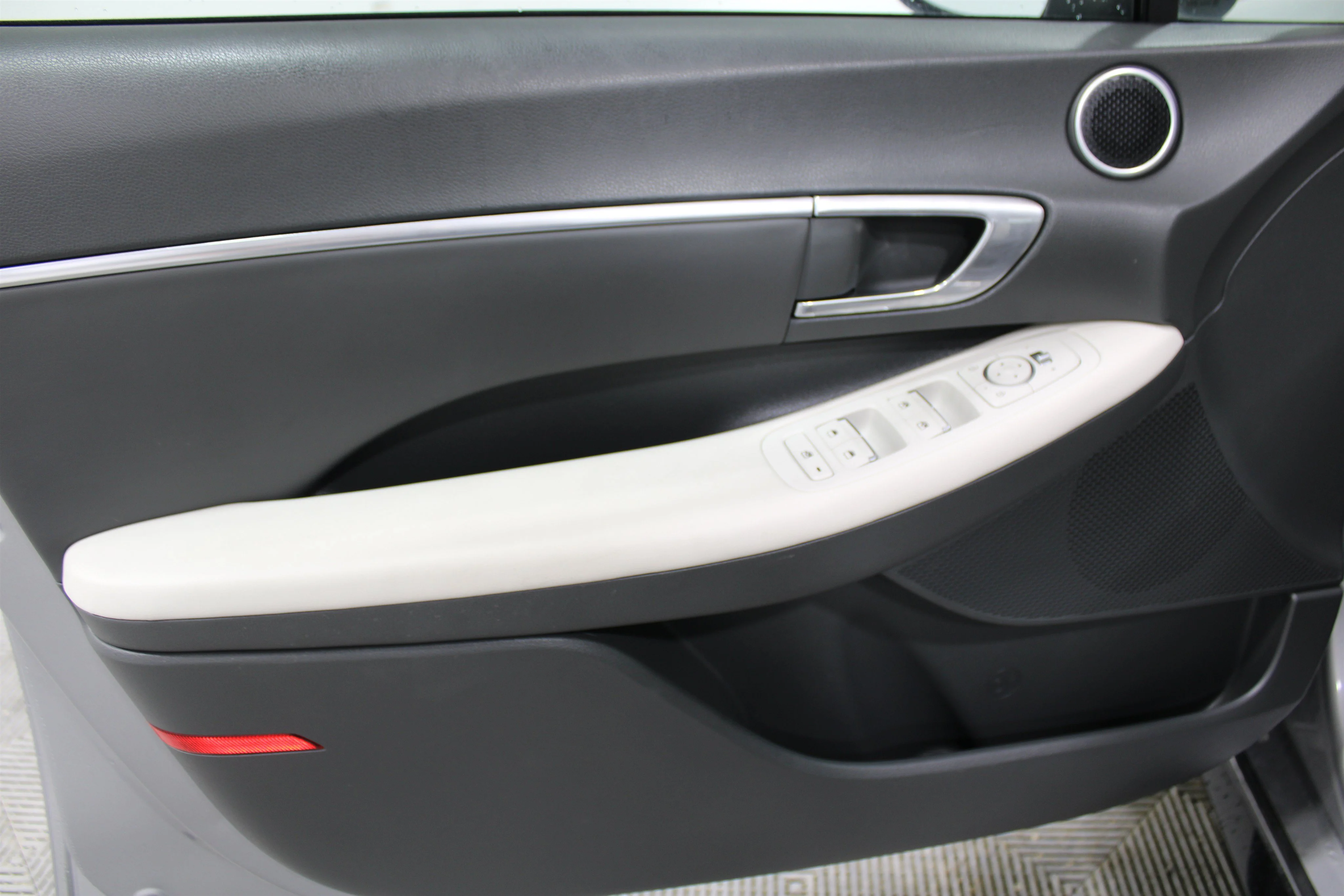 2023 Hyundai Sonata SEL - Photo 6