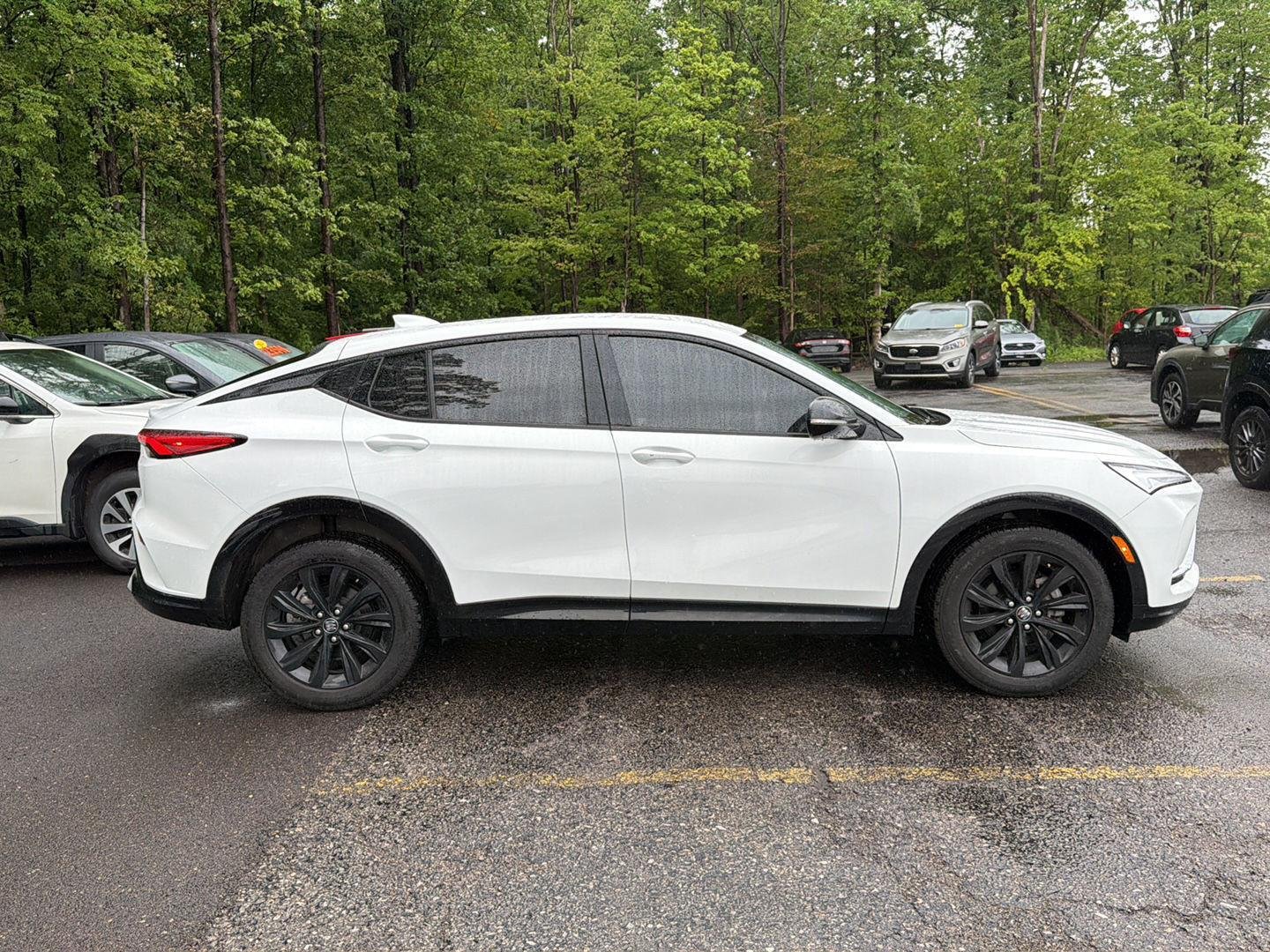 Used 2024 Summit White Buick Sport Touring image 7