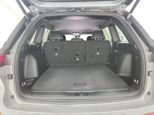 New 2027 Sting-Gray Clearcoat Jeep Limited image 45