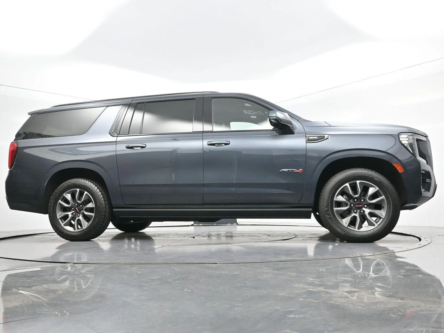 Used 2021 Dark Sky Metallic GMC AT4 image 54