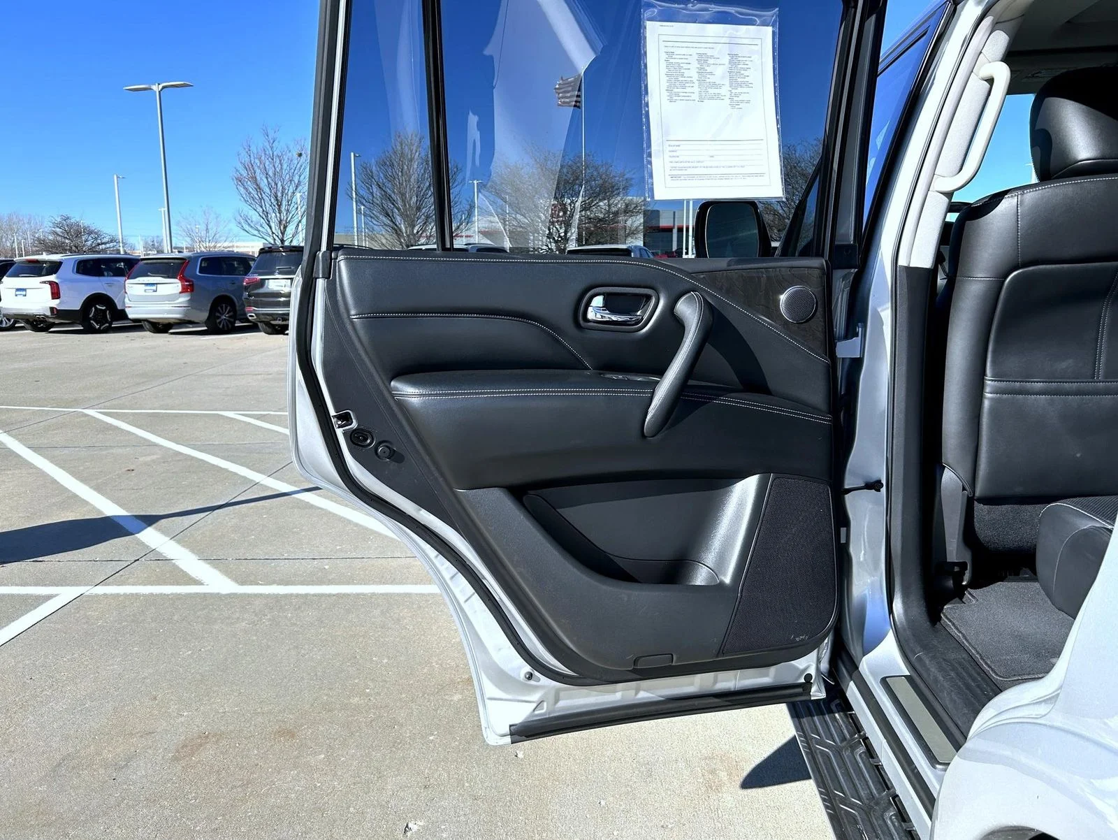 Used 2021 Silver INFINITI LUXE image 22