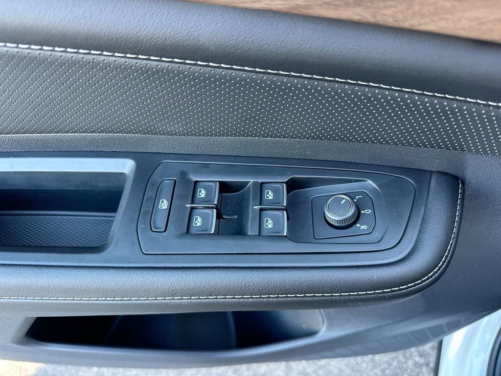 2026 Volkswagen Atlas SE w/Tech - Photo 39