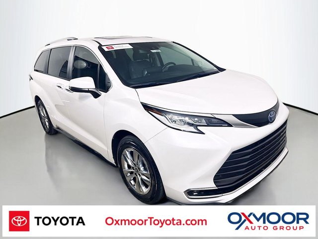 2023 Toyota Sienna Limited