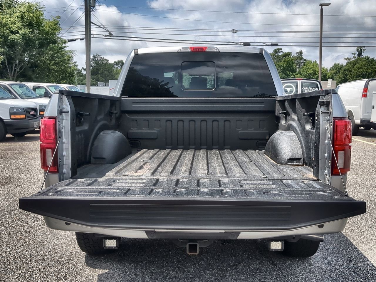 Used 2020 Silver Ford XL image 25