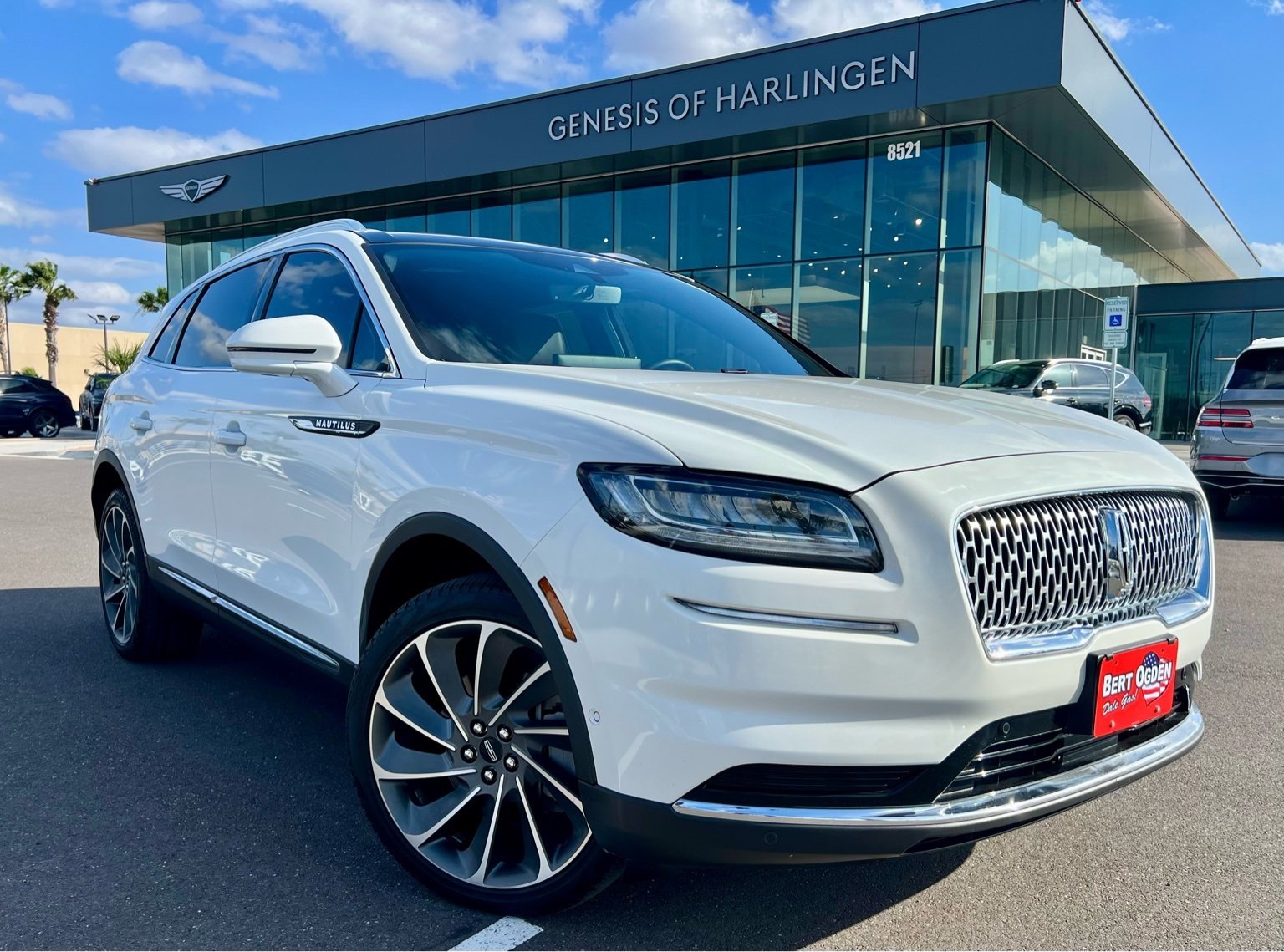 2022 Lincoln Nautilus Reserve