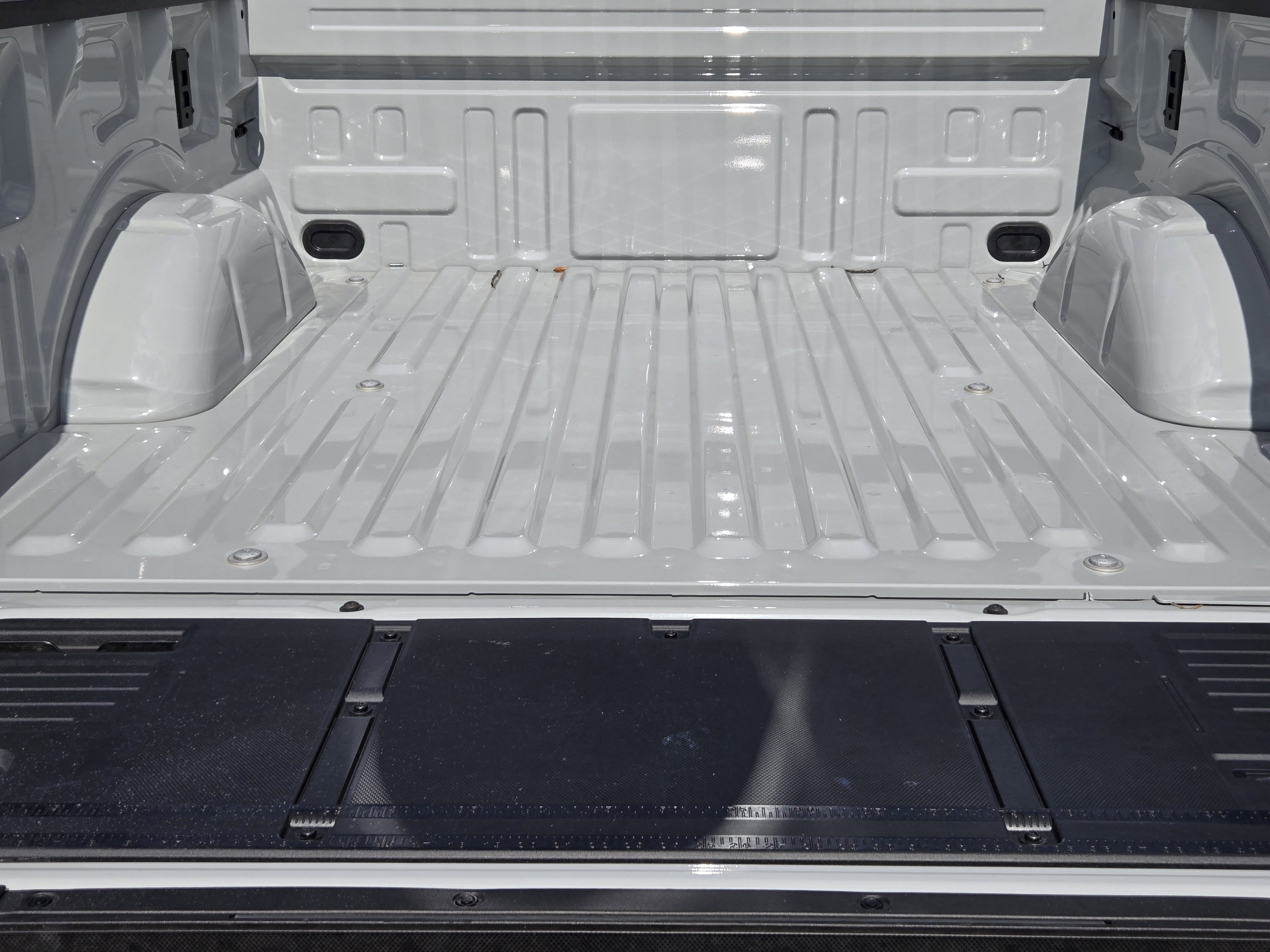 New 2026 Avalanche Ford XLT image 21