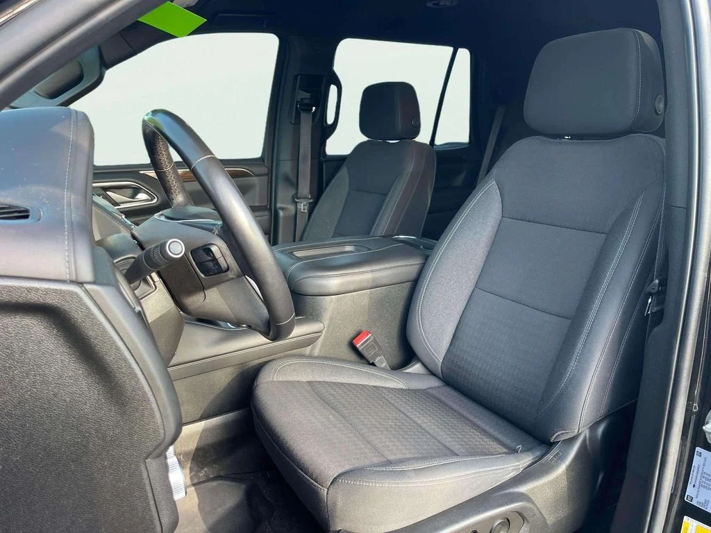 Used 2022 Onyx Black GMC SLE image 22