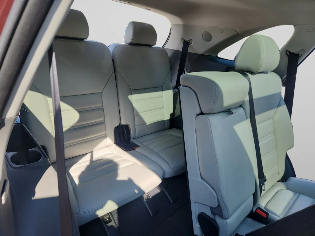 Used 2020 Purple Kia SX image 18