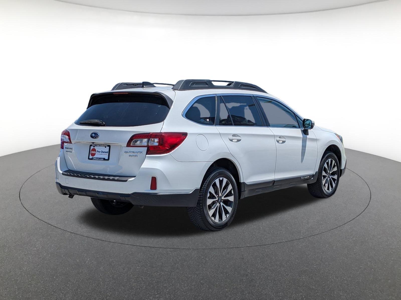 Used 2017 Crystal White Pearl Subaru Limited image 7