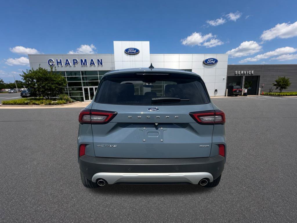Used 2023 Vapor Blue Ford Active image 4