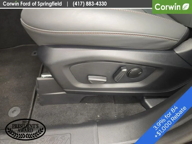 New 2026 Agate Black Metallic Ford Active image 39