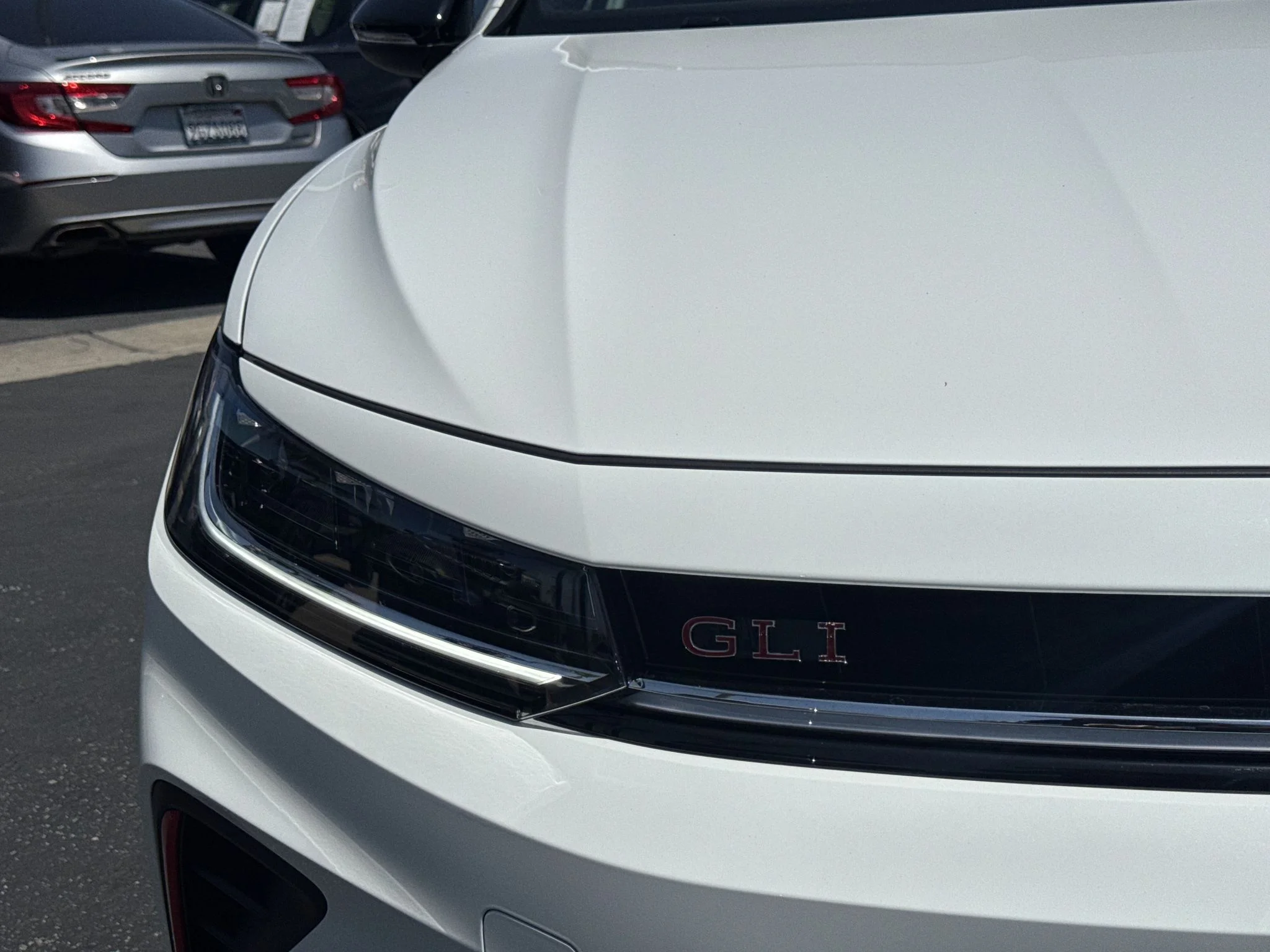 New 2026 Pure White w/Deep Black Roof Volkswagen Autobahn image 10