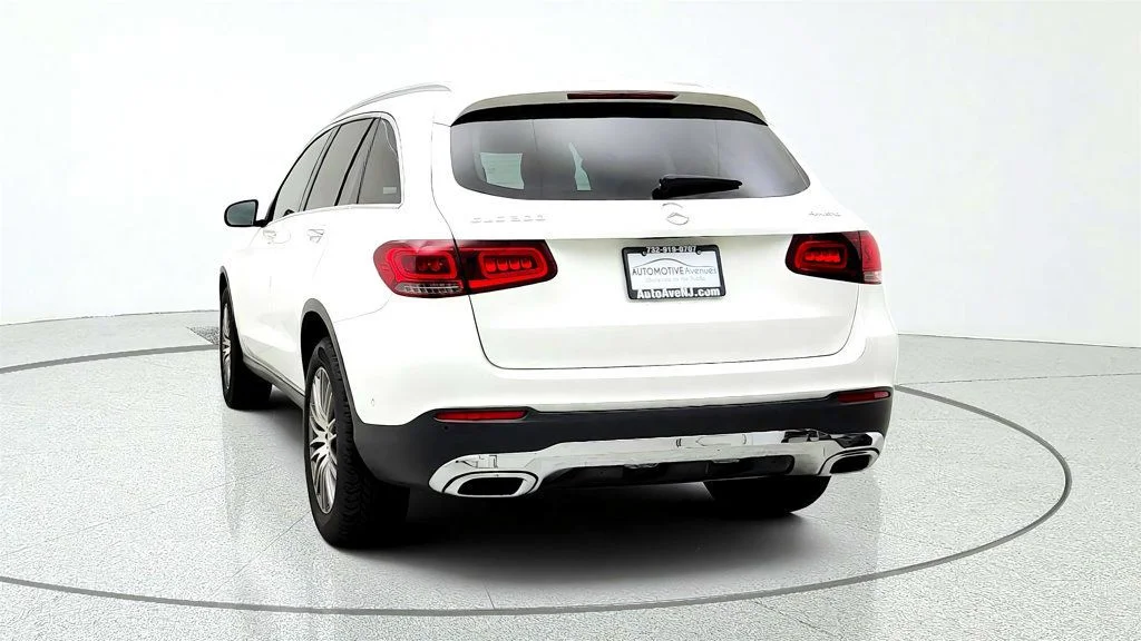 Used 2022 Polar White Mercedes-Benz GLC 300 4MATIC® w/ Panorama Roof & 12.3