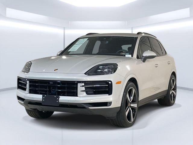2025 Porsche Cayenne Base