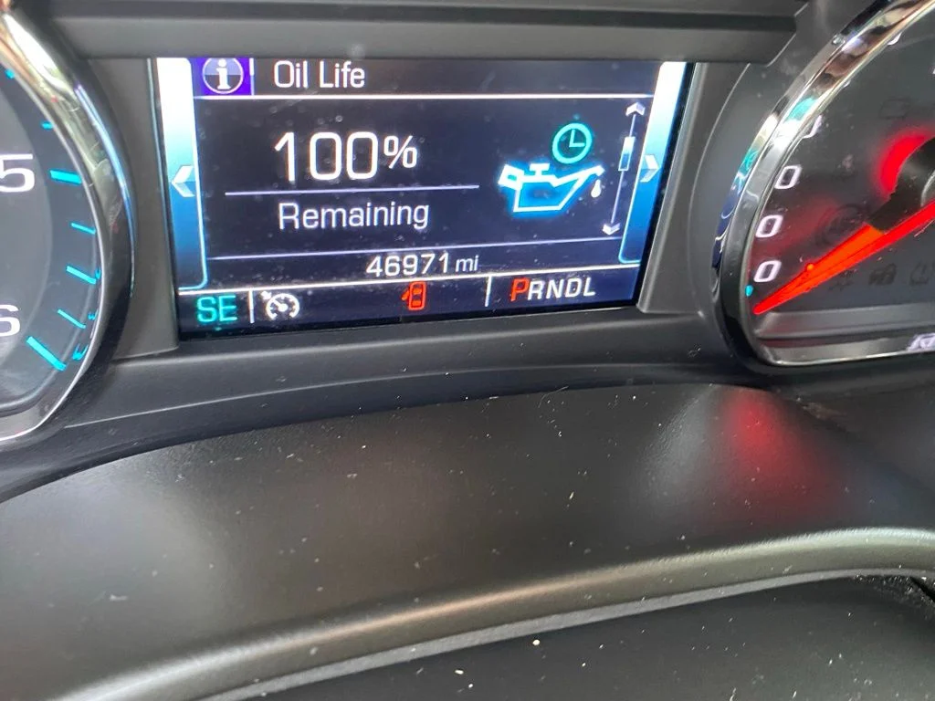Used 2019 Red Chevrolet LS image 5