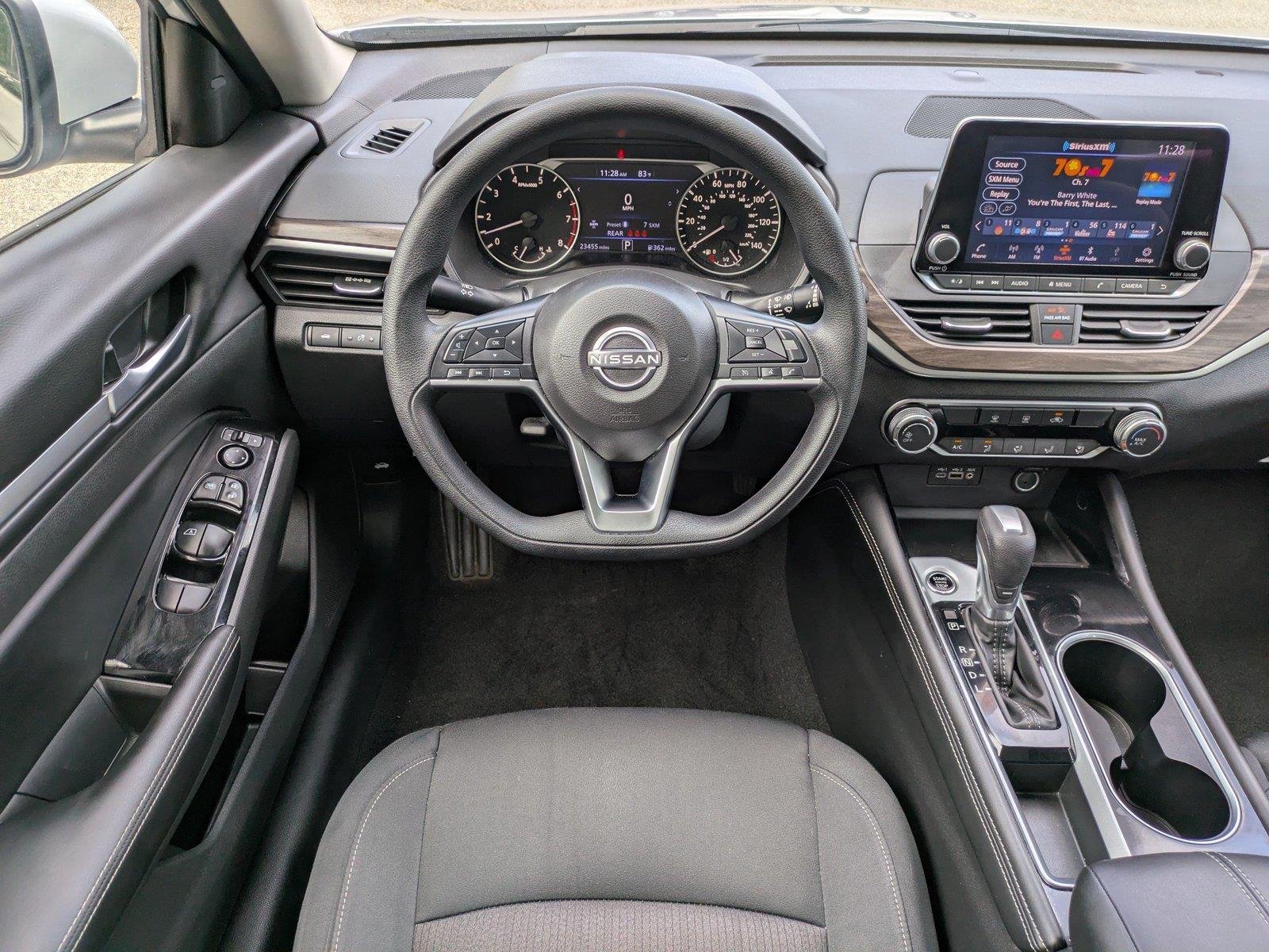 Used 2023 Brilliant Silver Metallic Nissan 2.5 SV image 15
