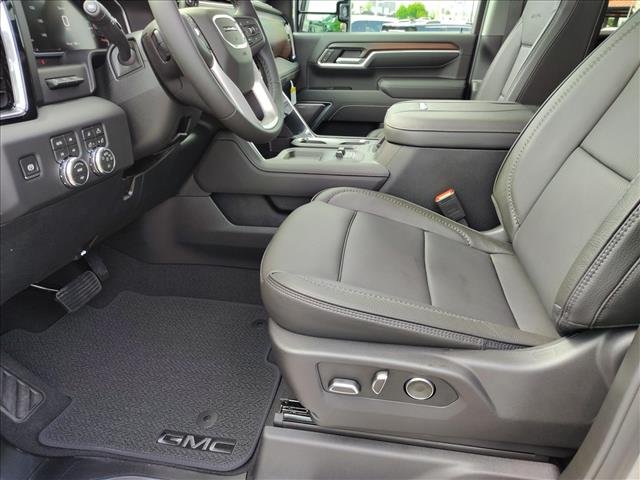 2026 GMC Sierra 2500HD Denali - Photo 10