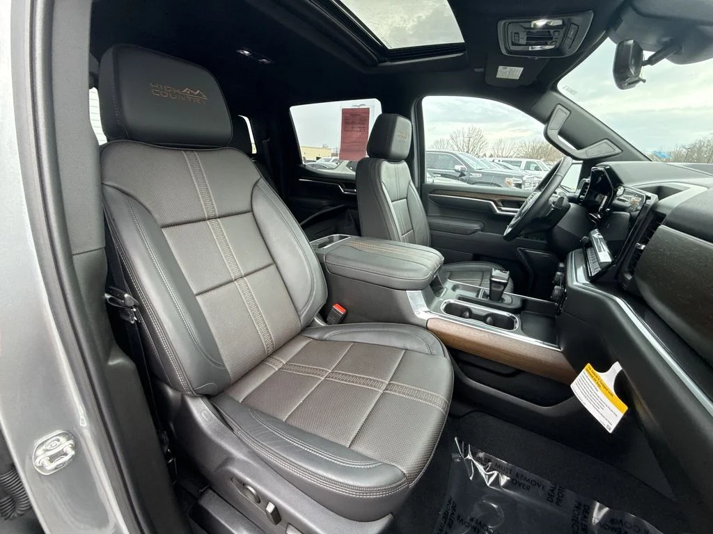Used 2025 Gray Chevrolet High Country image 24