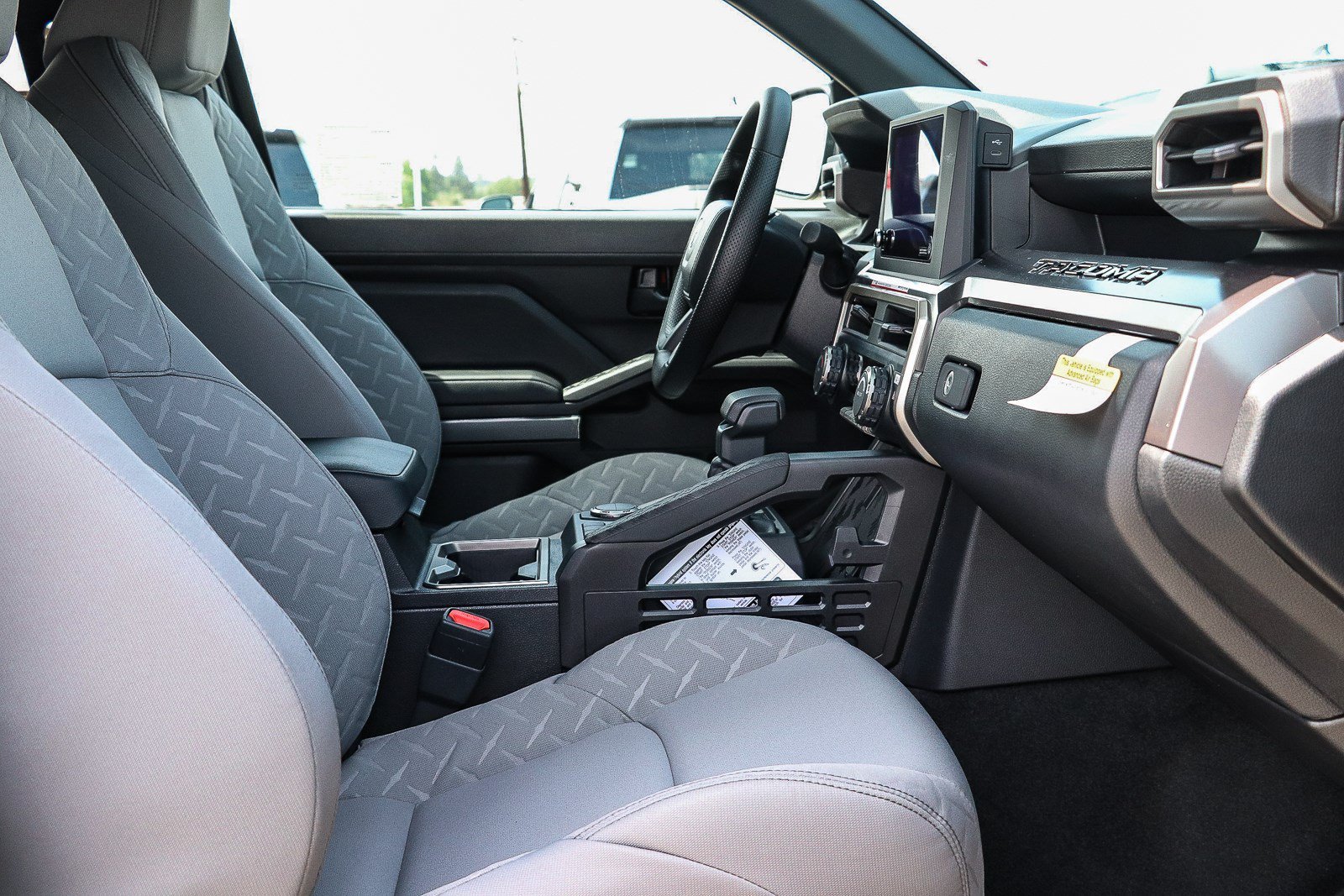 New 2026 01l7 Toyota SR5 image 30