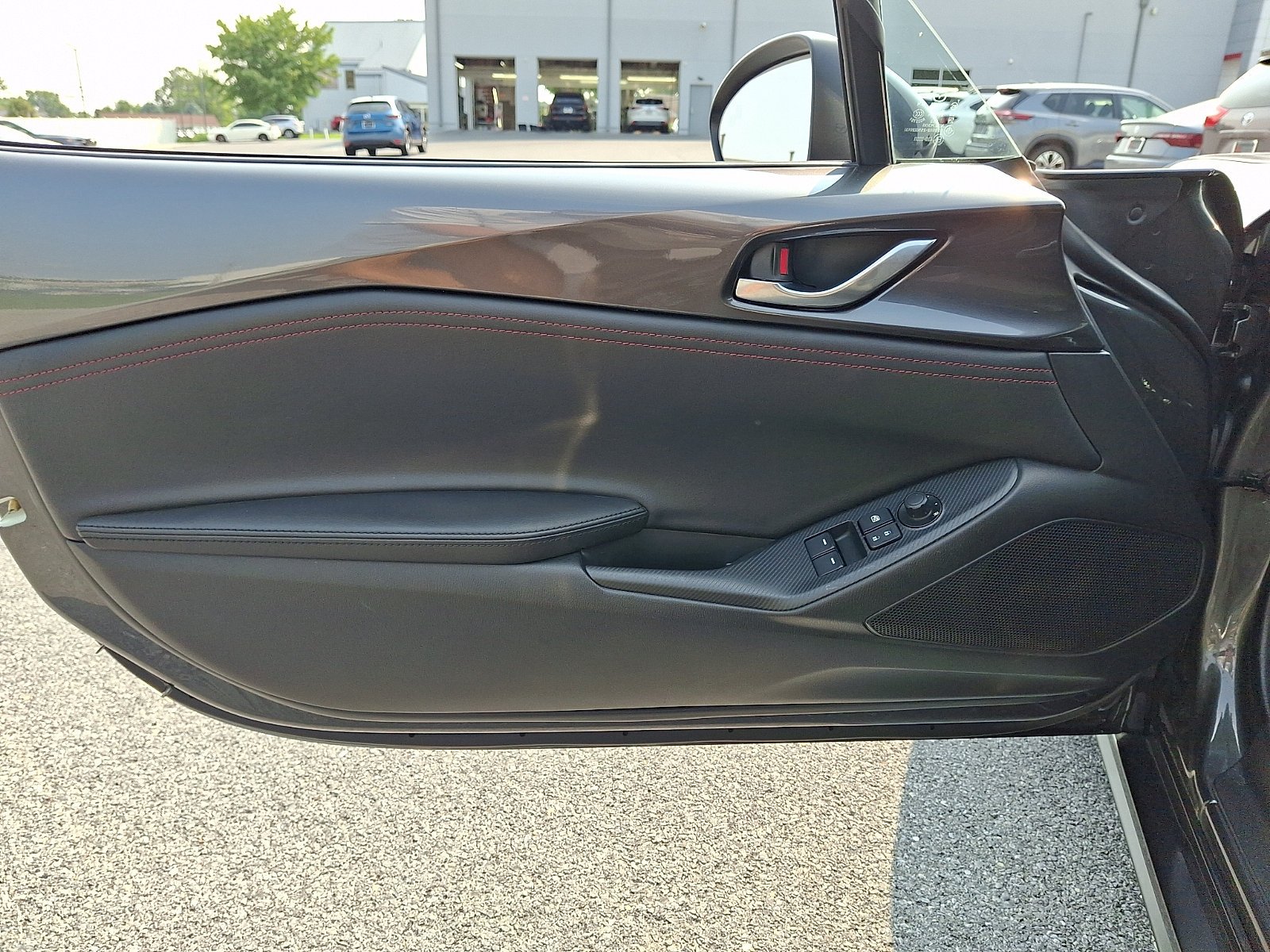 Used 2018 Machine Gray Mazda Club image 15